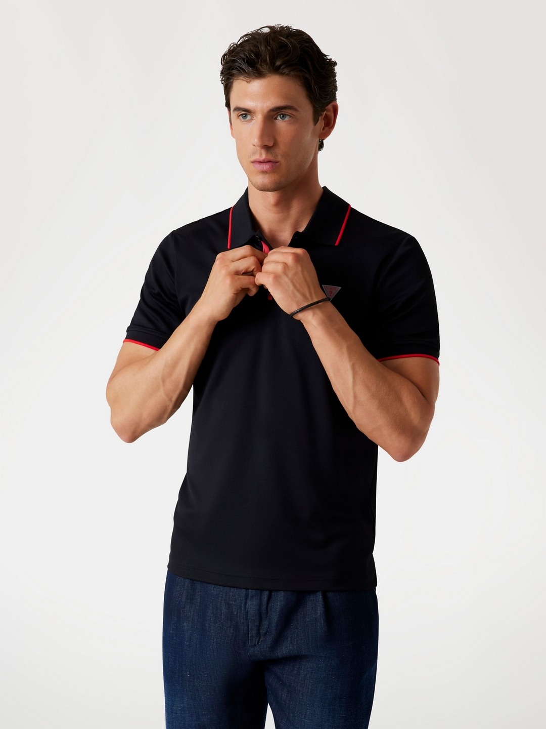 Guess Men Solid Collared Short Sleeves Polo T-shirt