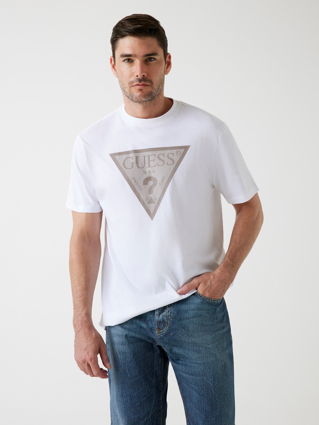 Guess Men's Pure White Printed Round Neck Short Sleeve Organic Stream Jersey T-Shirt