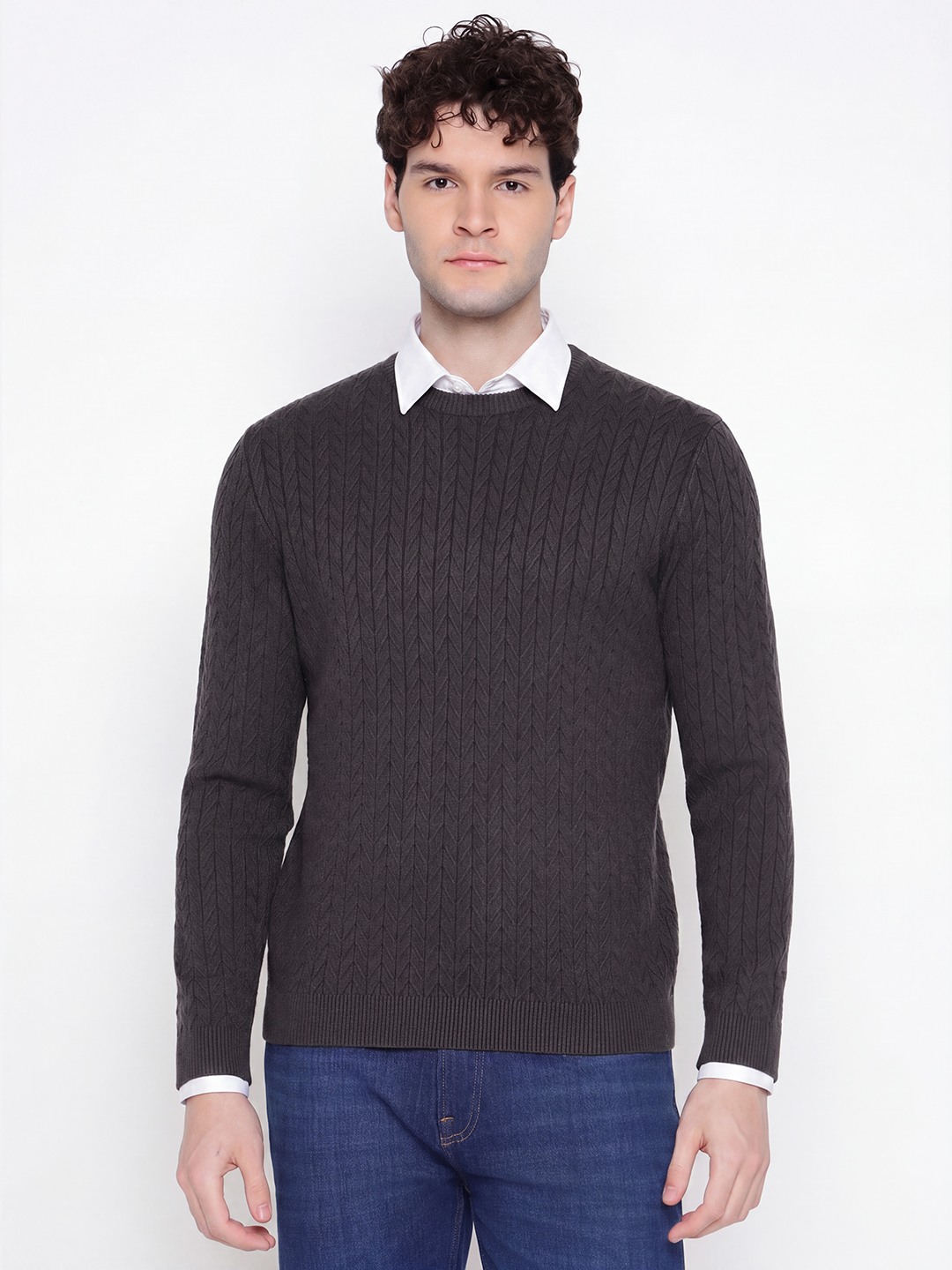 Guess Men Knitted Round Neck Long Sleeves Sweater