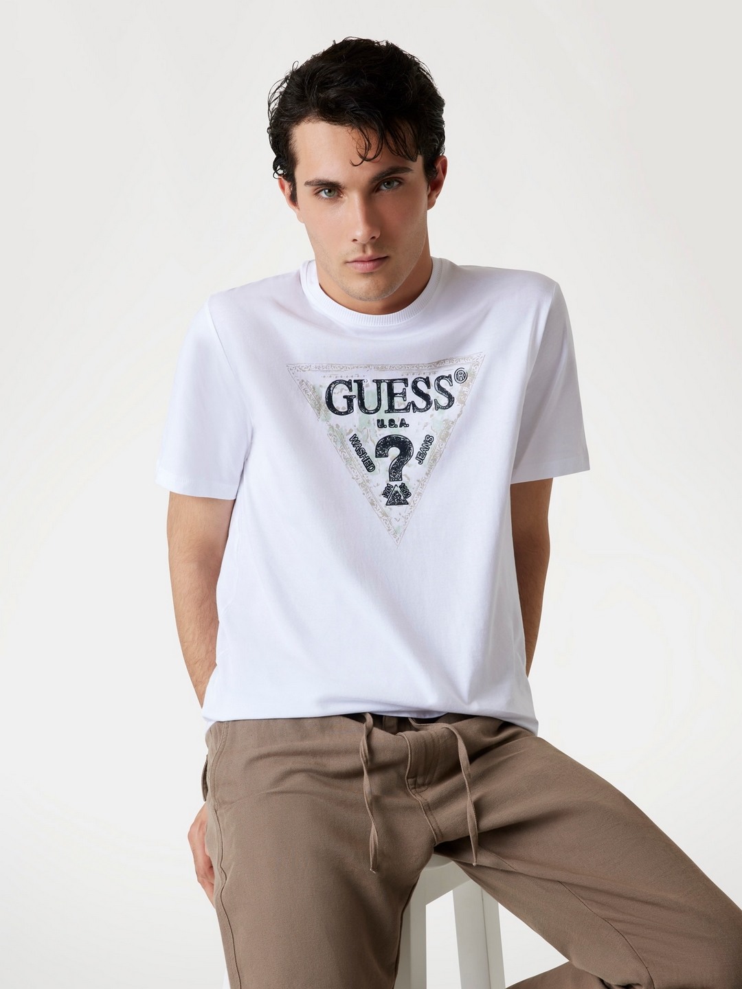Guess Men Graphic Round Neck Short Sleeves T-shirt
