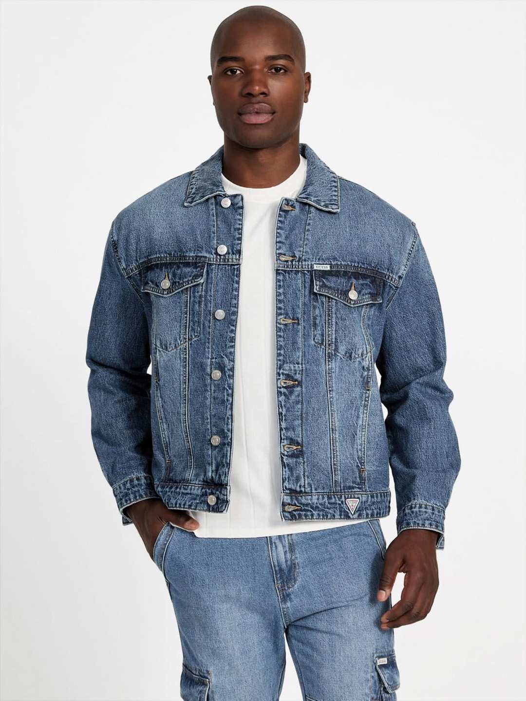 Guess Men Washed Spread Collar Full Sleeves Denim Jacket