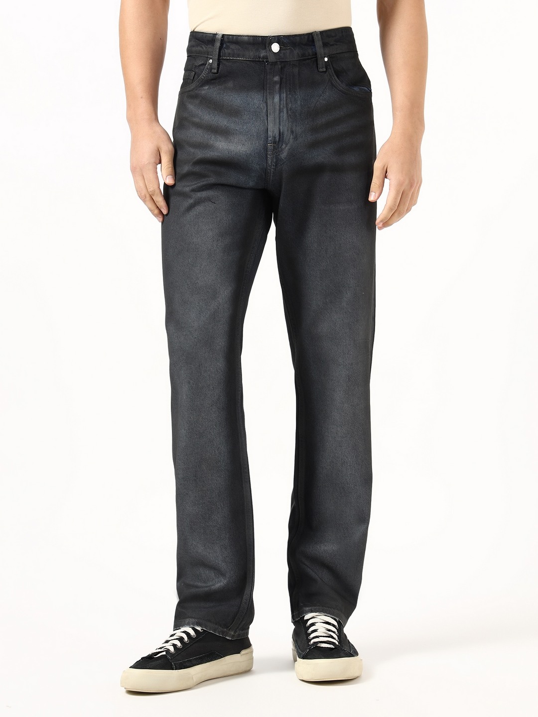 Guess Men Rodeo Wax Black Solid Pure Cotton Straight Fit Denim Jeans