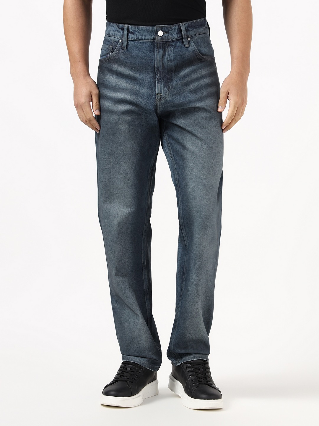 Guess Men Rodeo Wax Blue Solid Pure Cotton Straight Fit Denim Jeans