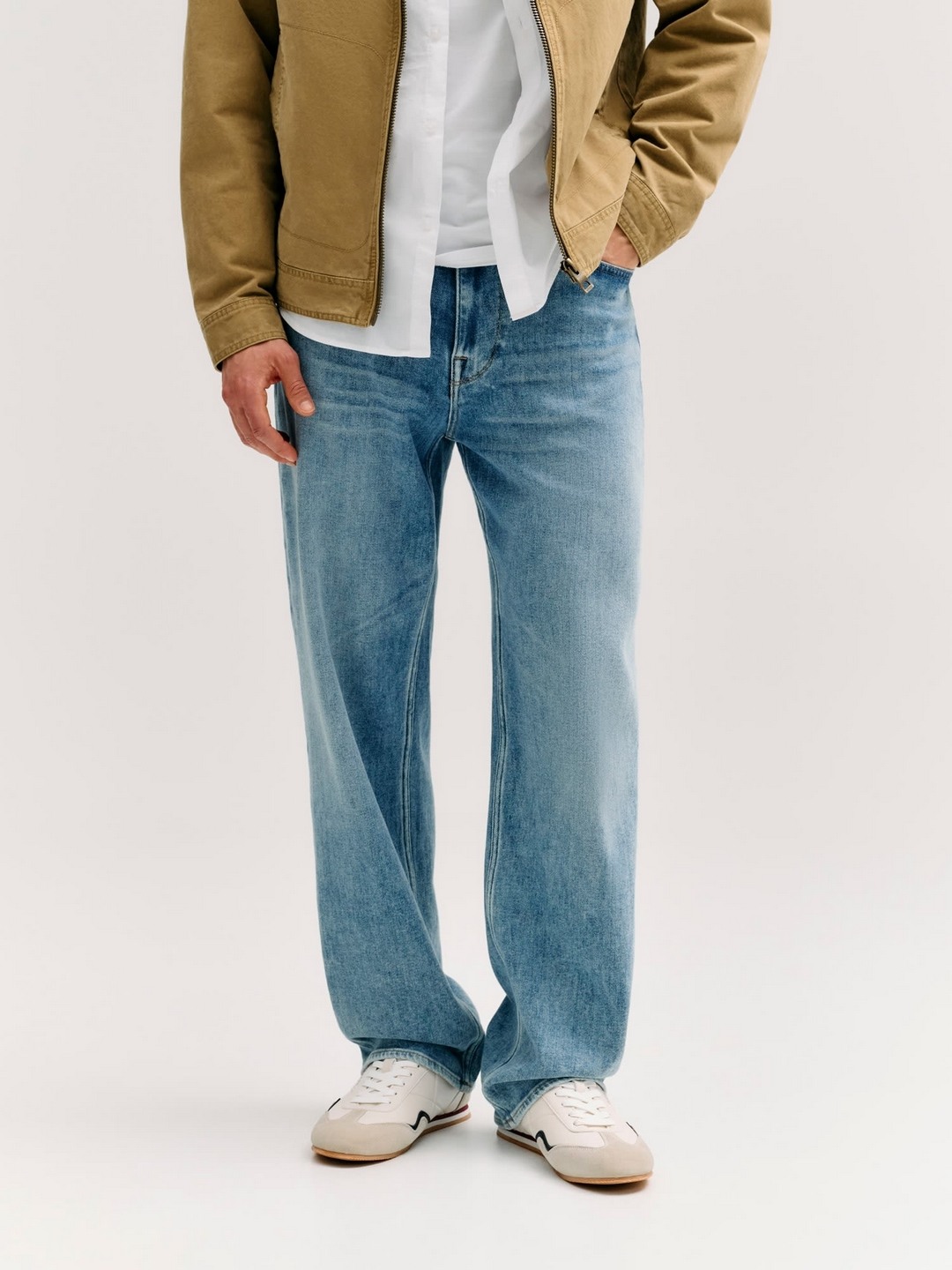 Guess Men Cotton Blend Loose Fit Solid Jett Eco Doumo Jeans