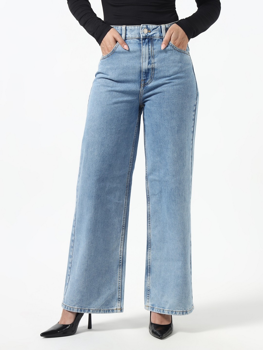 Guess Women Greapfruit The Grapefruit Light Solid Woven Jeans