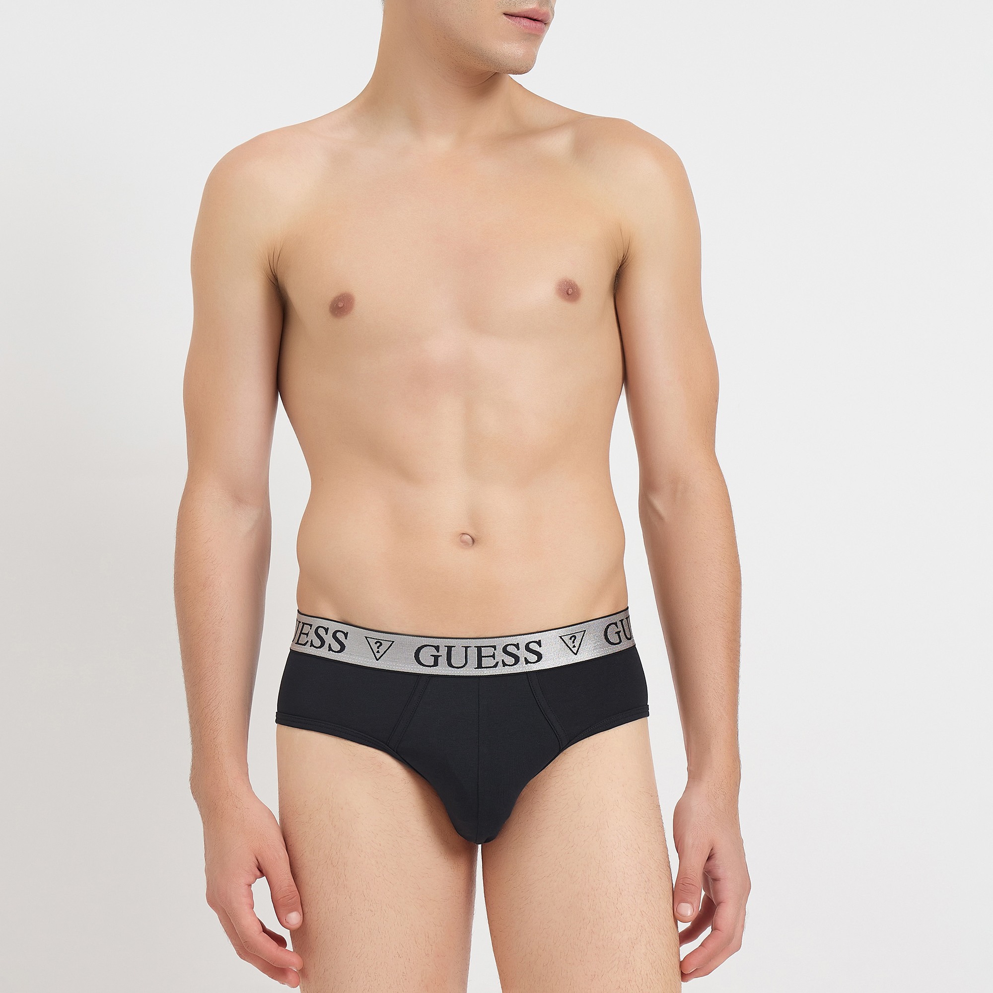 Guess Men Solid Elasticated Pack Of 3 Briefs