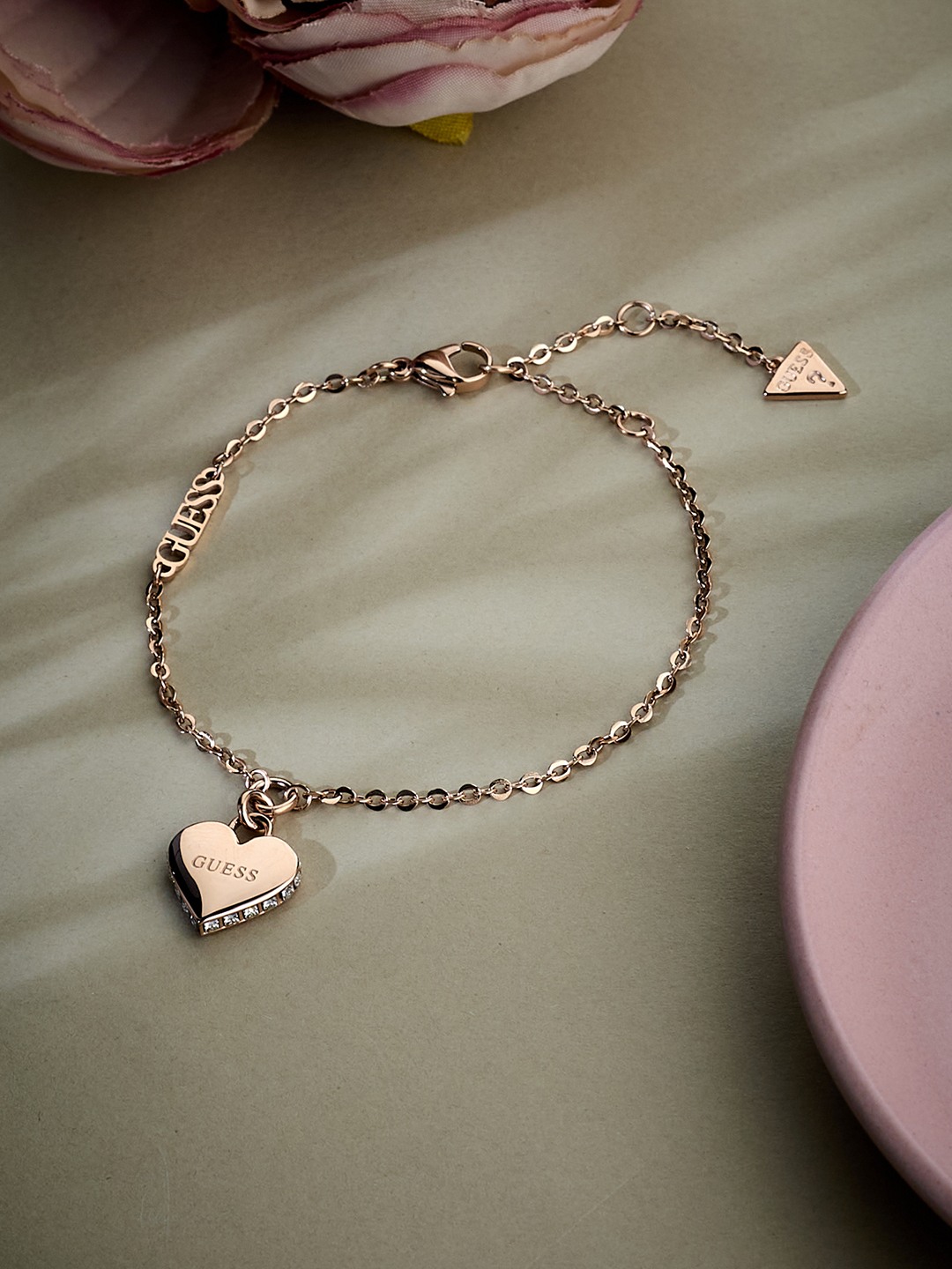 Guess Women Falling In Love Gold Pleated Steel Bracelet