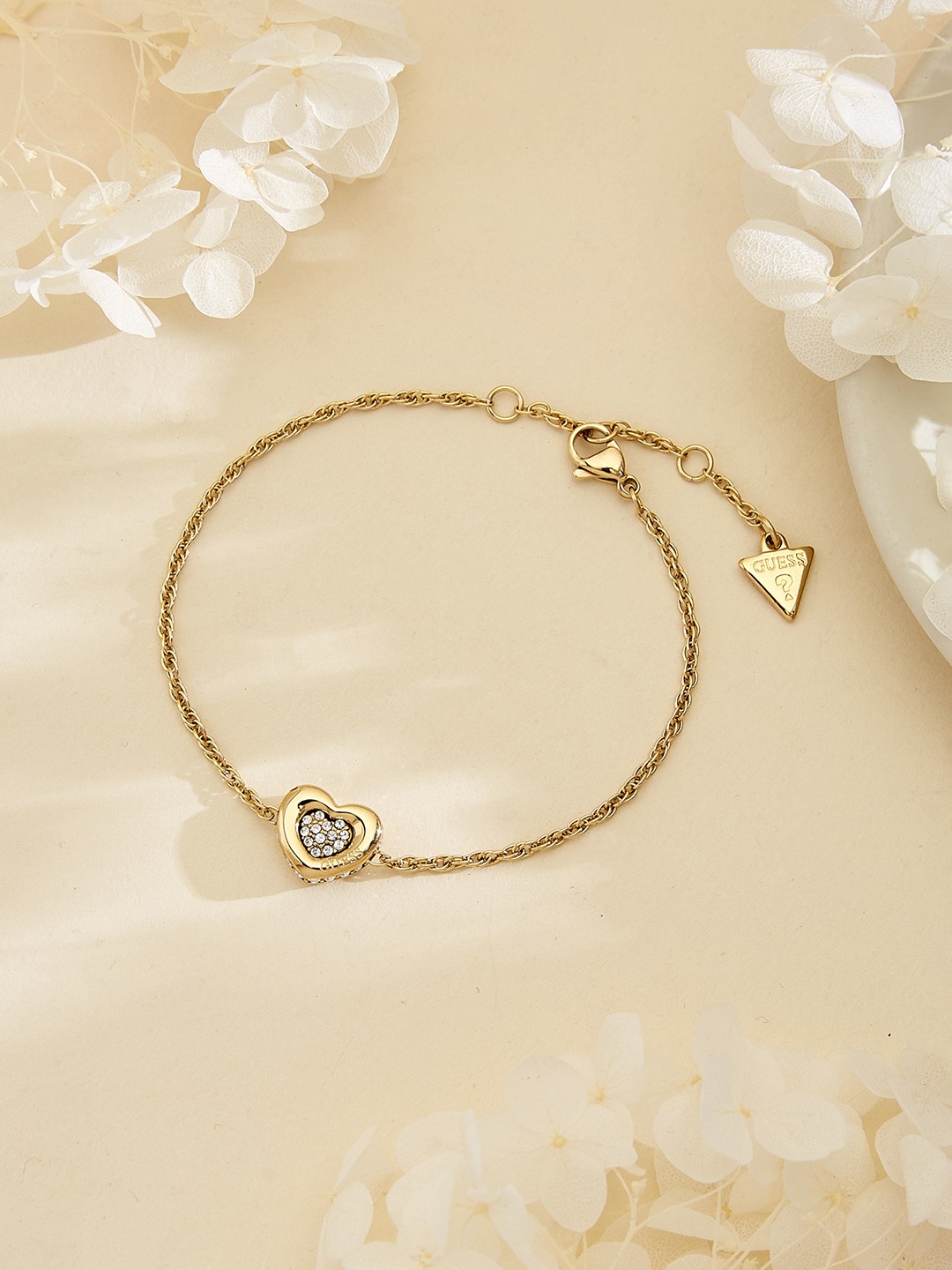 Guess Women L.O.V.E. Gold Pleated Steel Bracelet