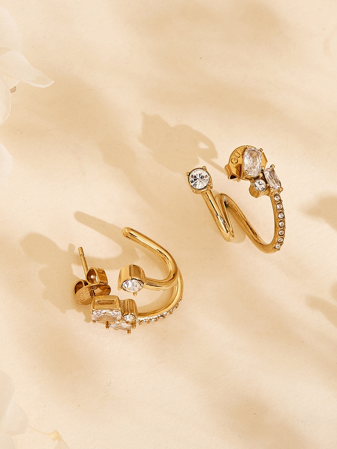 Guess Women Chandelier Gold Pleated Steel Hoop Earrings