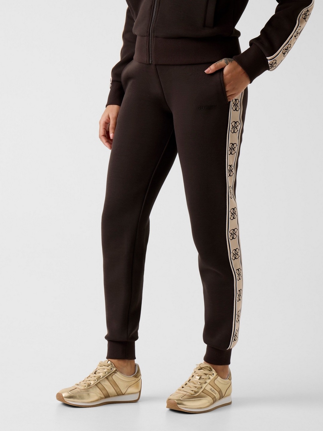 Brown Solid Slim Fit Joggers