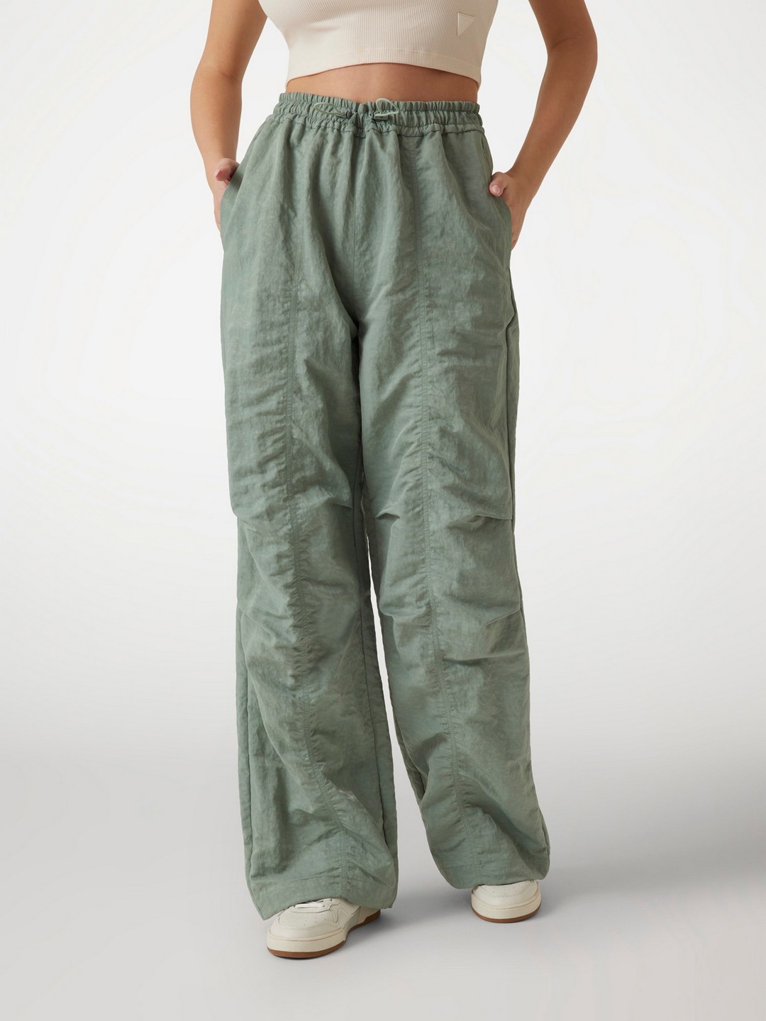 Guess Women's Green Solid Mid-Rise Wide Leg Trousers