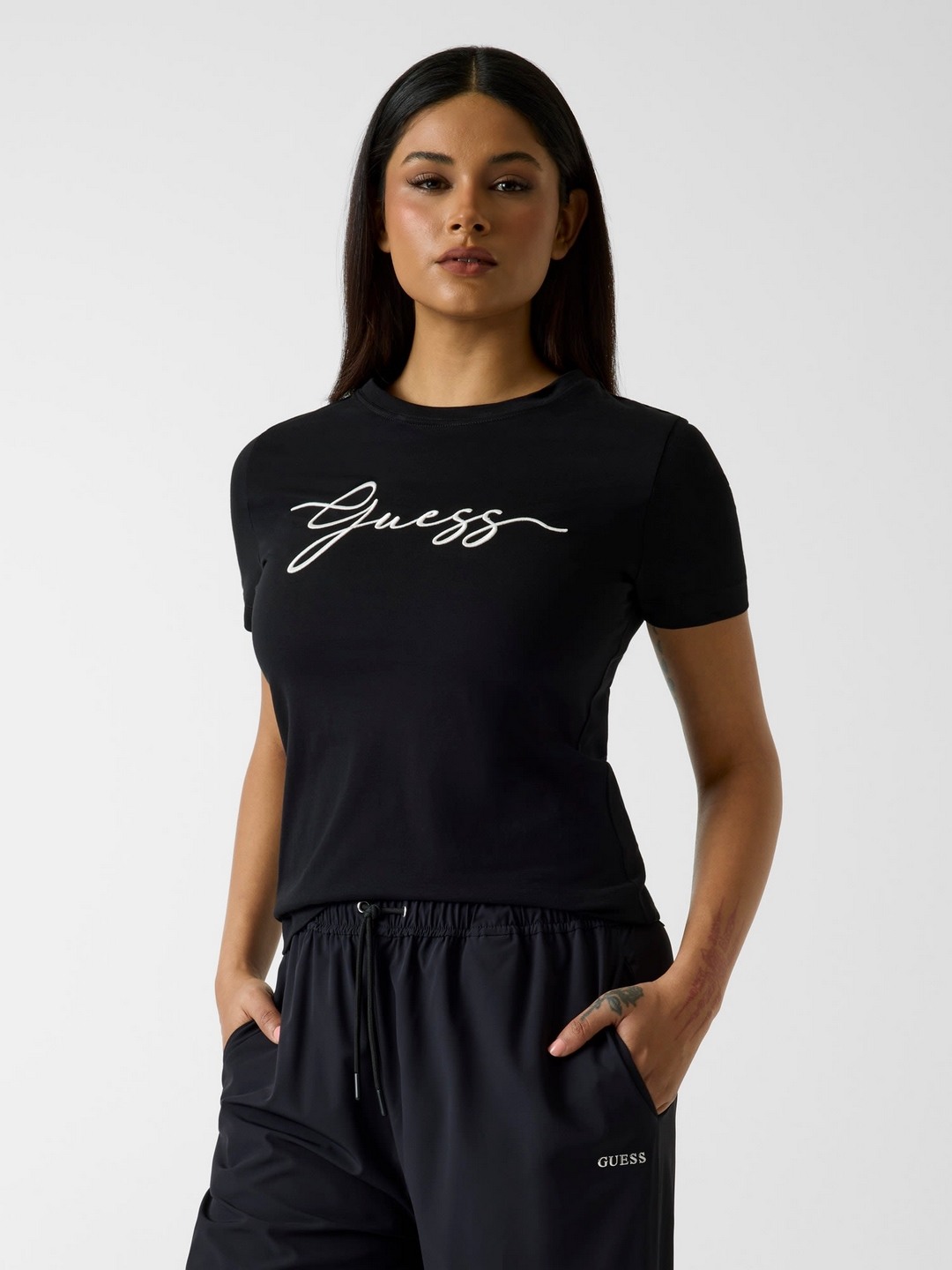 Guess Women Embroidered Crew Neck Circe Organic Cotton T-Shirt