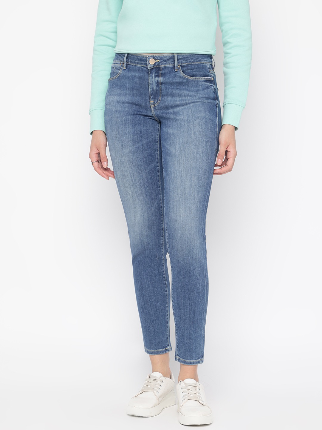 Blue Solid Skinny Fit Jeans