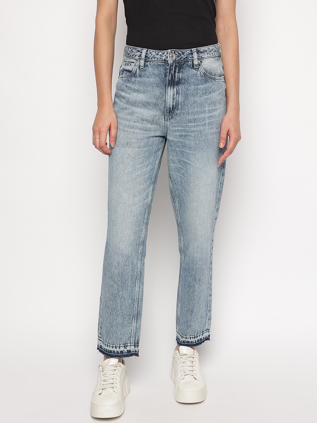 Blue Solid Straight Fit Eco Lincoln Jeans