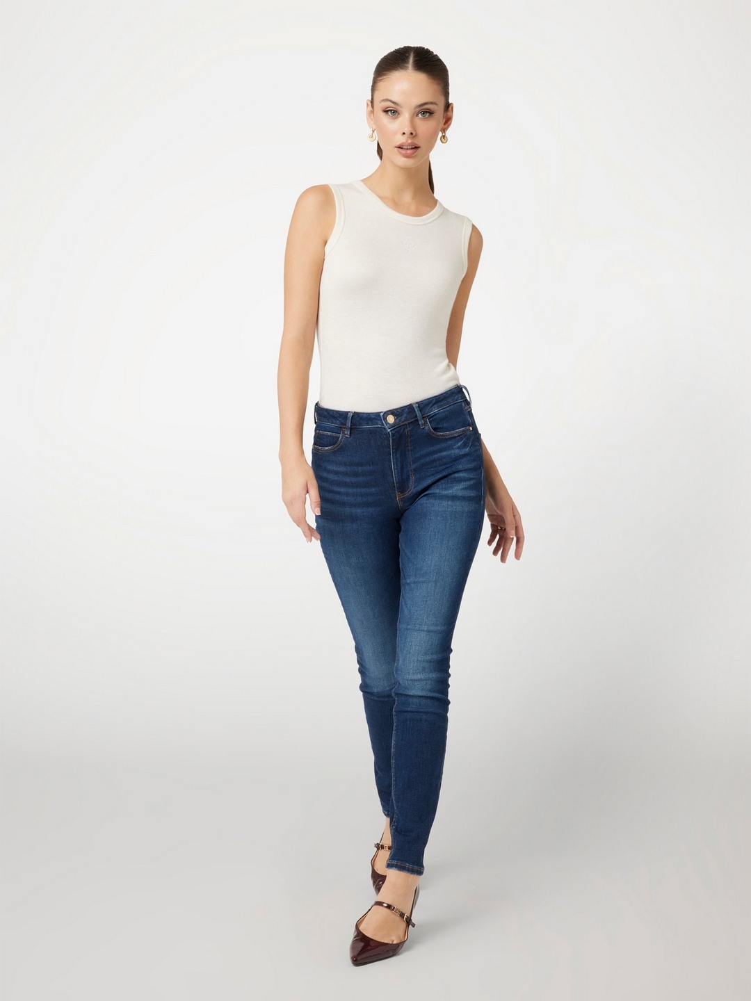 Guess Women's Blue Solid Mid-Rise Skinny Leg Jeans