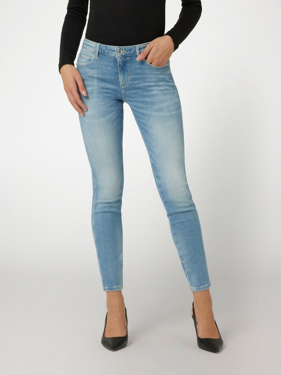 Blue Solid Mid-Rise Ankle Length Jeans