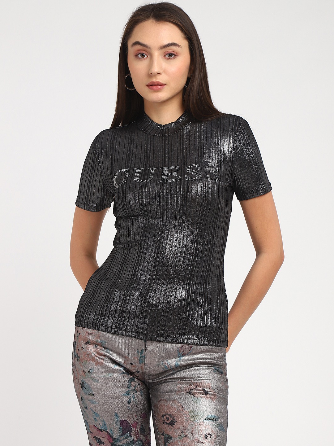 Black Solid Round Neck Short Sleeves Cristina - Metallic Top