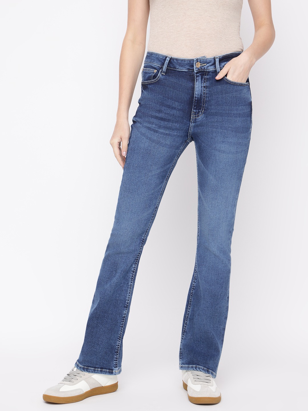 Guess Women's Blue Washed Mid-Rise Slim Fit Jeans