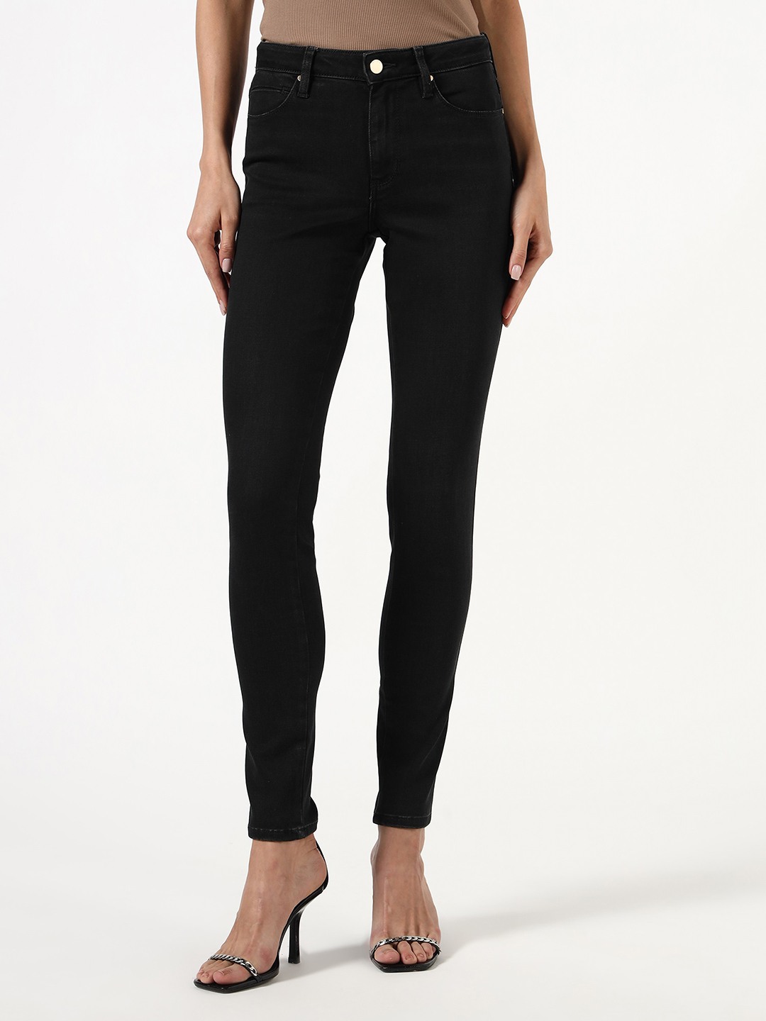 Guess Women Solid Mid-Rise Skinny Fit Jeans