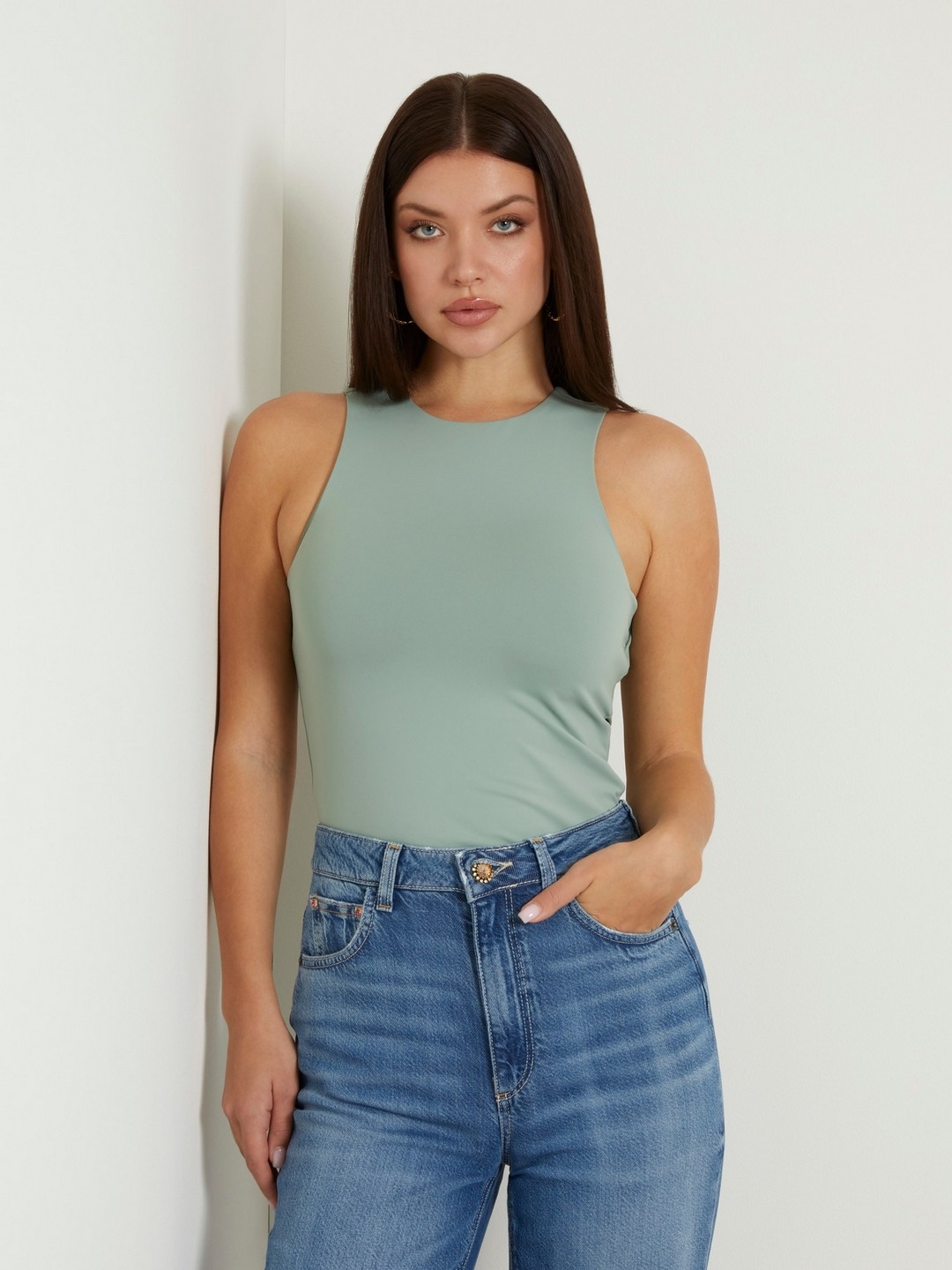 Green Solid Round Neck Sleeveless Mora Cut Out Back Top