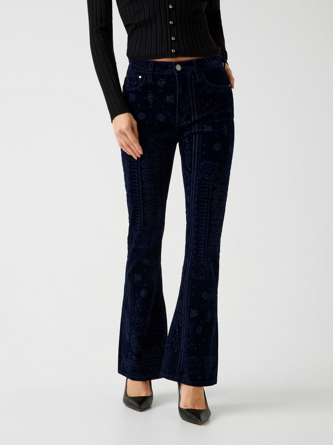 Guess Women Paisley Skinny Fit Mid-Rise Jeans