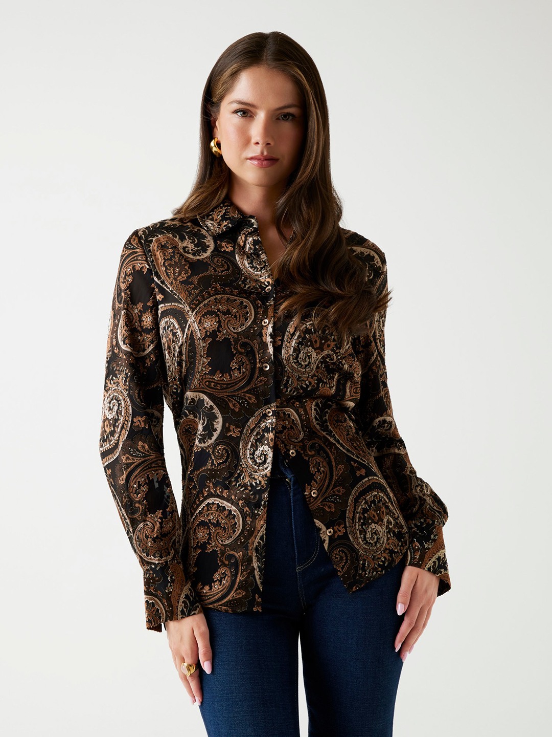 Guess Women's Umber Paisley Printed Spread Collar Full Sleeve Burnout Shirt