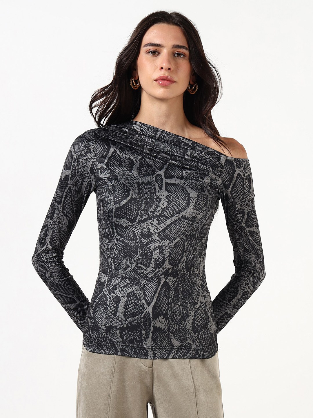 Guess Women Snake Print One-Shoulder Long Sleeves Top