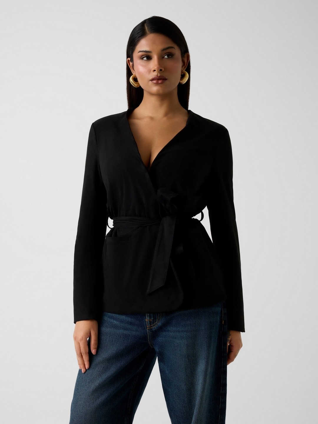 Black Solid V-Neck Top