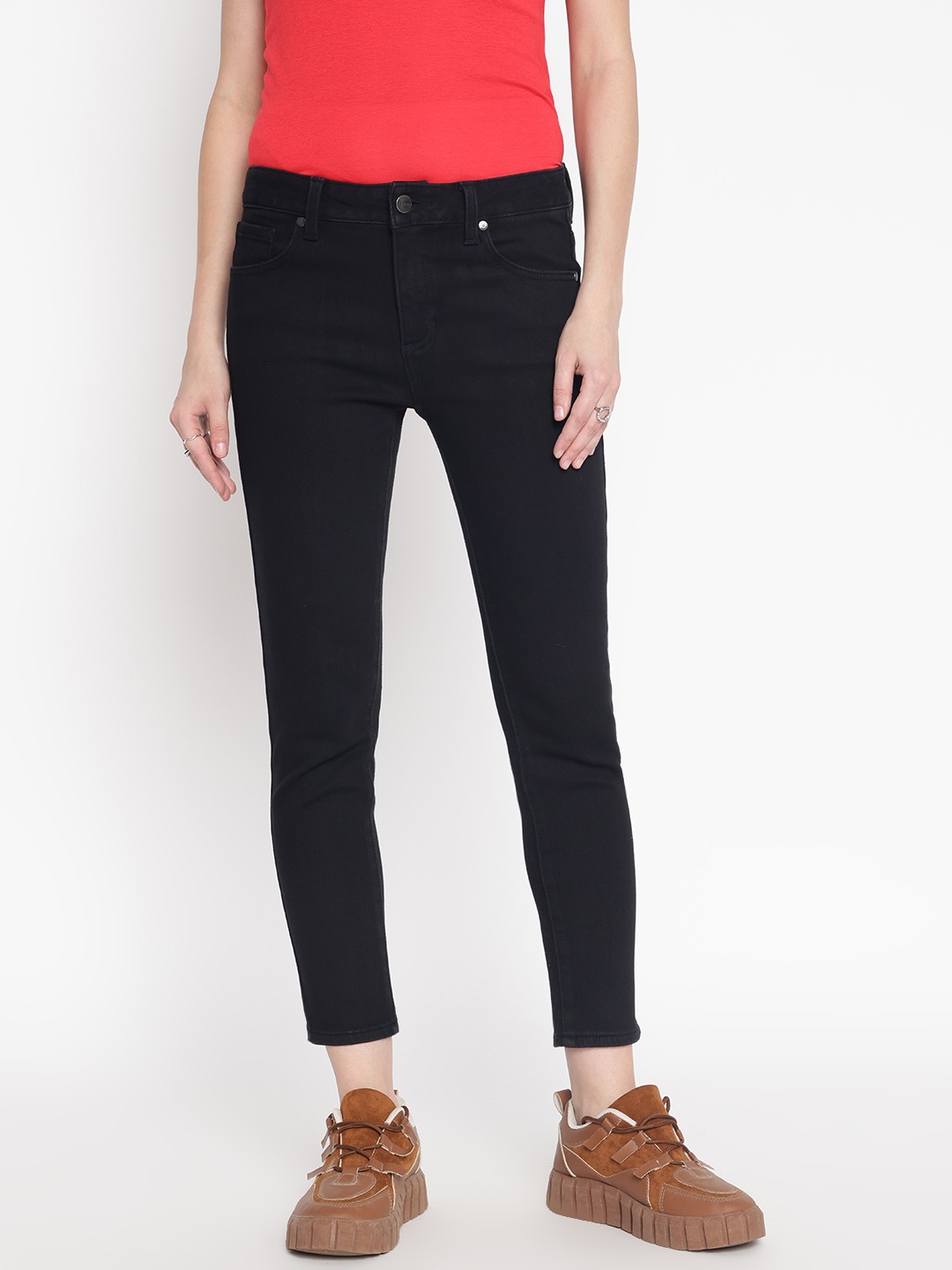 Black Solid Skinny Fit Jeans