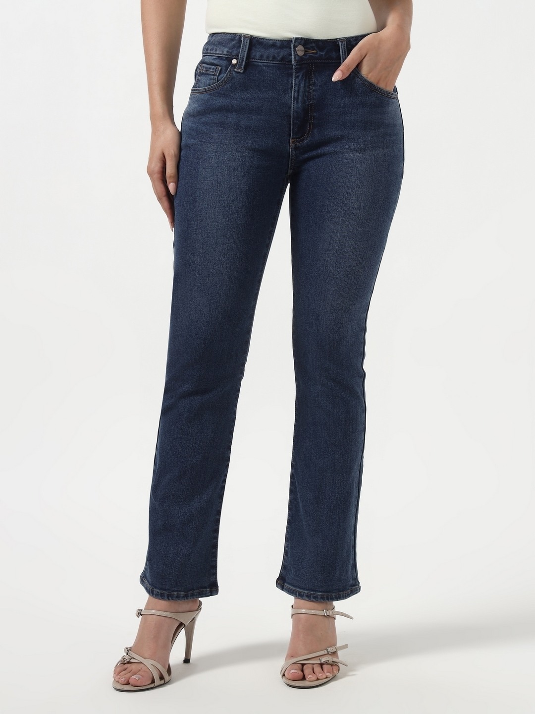 Guess Women Korea Blue Solid Relaxed Fit High Rise Jeans
