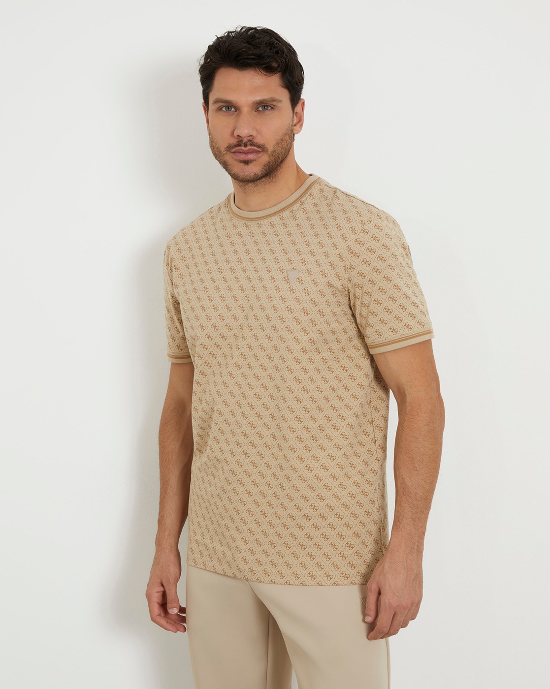 Guess Men Printed Round Neck Short Sleeves T-Shirt