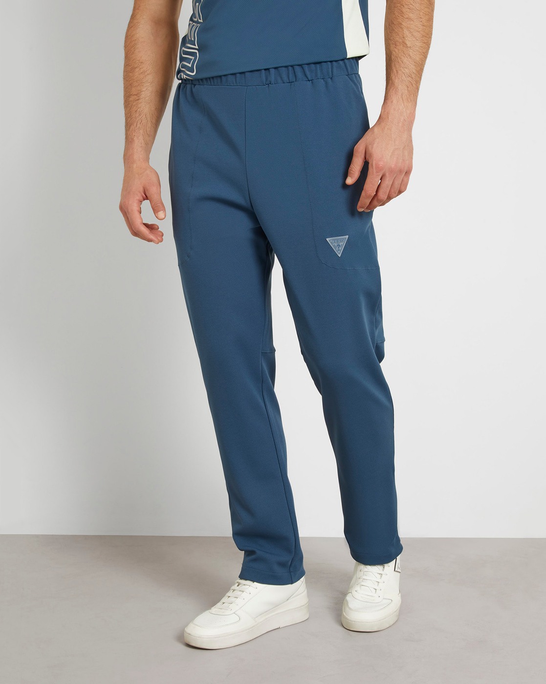 Men's Blue Polyester Solid Regular Fit Trackpants