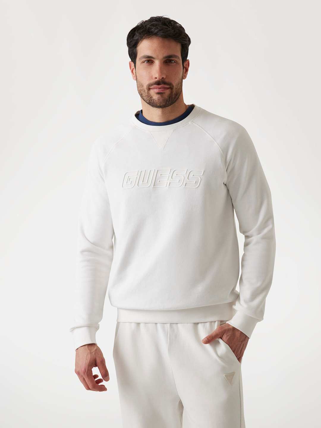 White Solid Crew Neck Sweatshirt