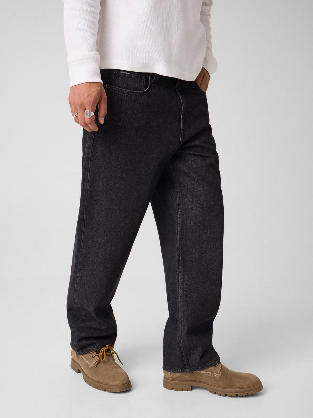 Relaxed Fit Rigid Denim Mid Rise Solid Jeans