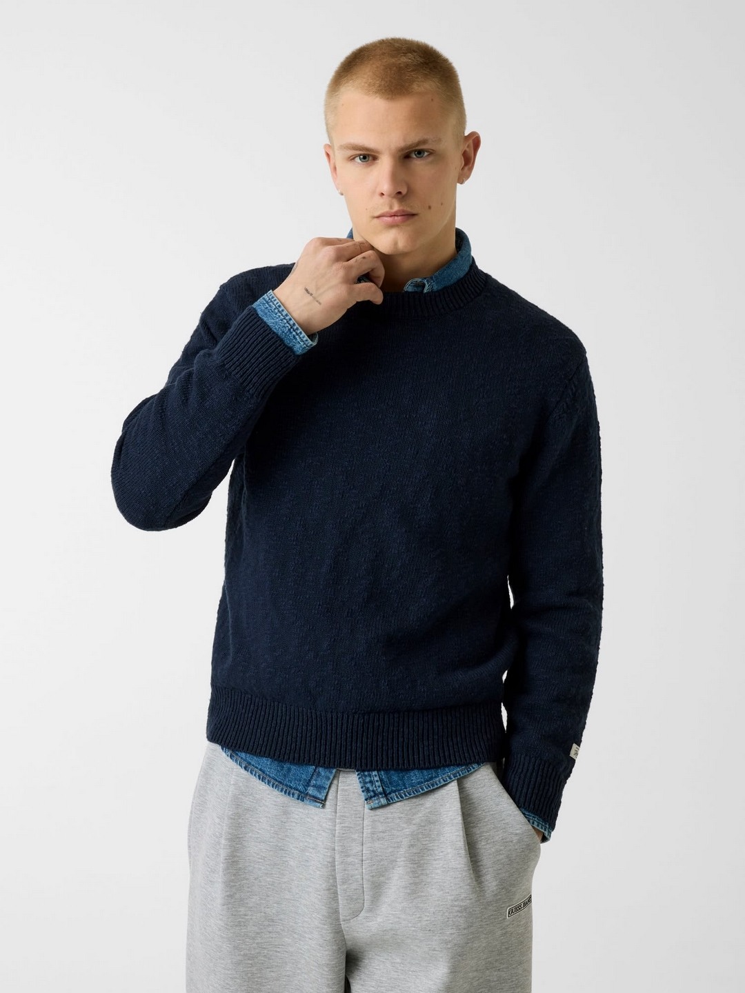 Relaxed Fit Round Neck Textured Pullover Sweater
