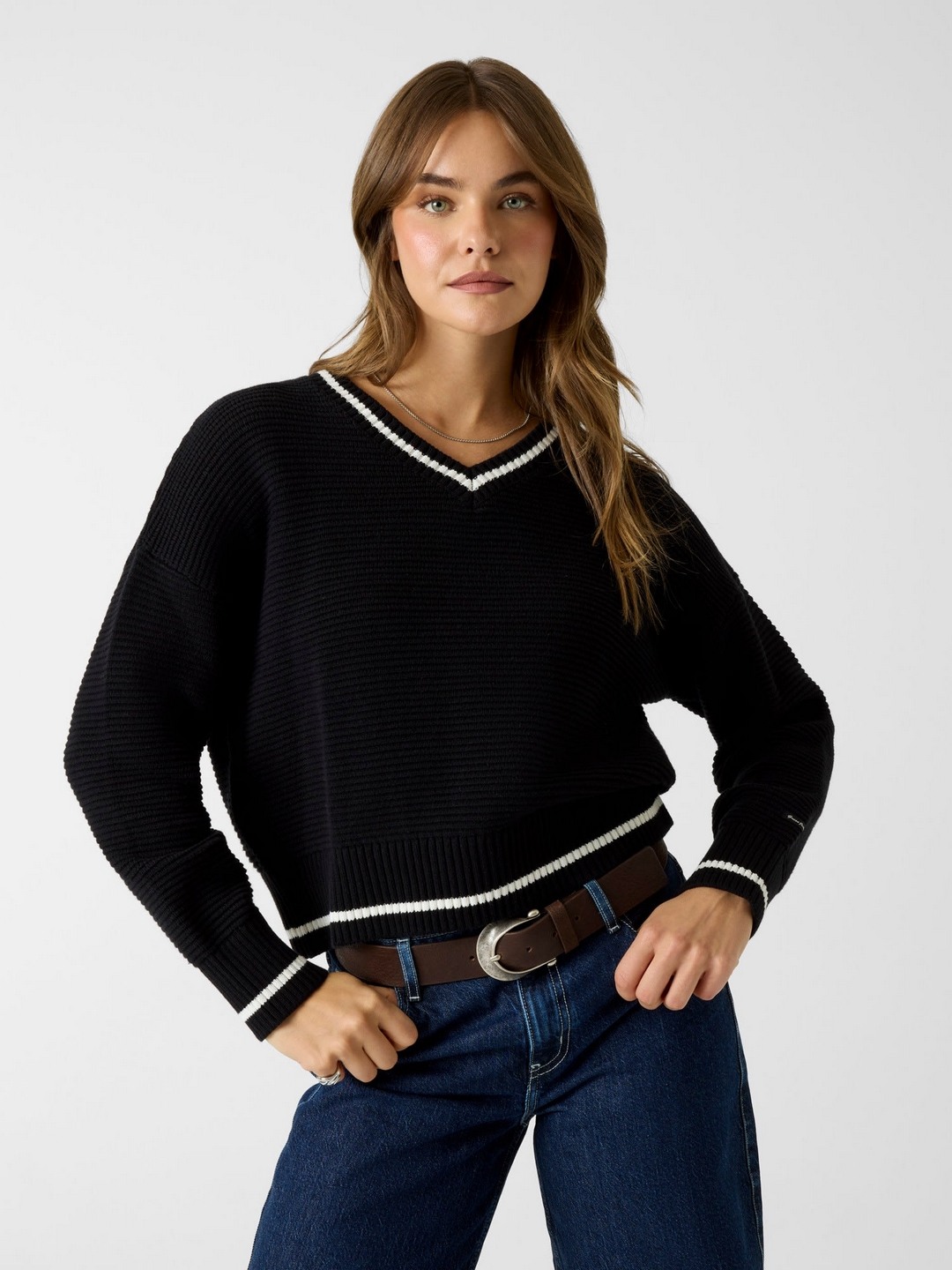 Relaxed Fit V Neck Textured Pullover Sweater