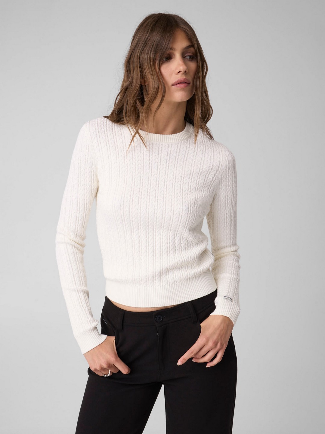 Slim Fit Round Neck Textured Pullover Sweater