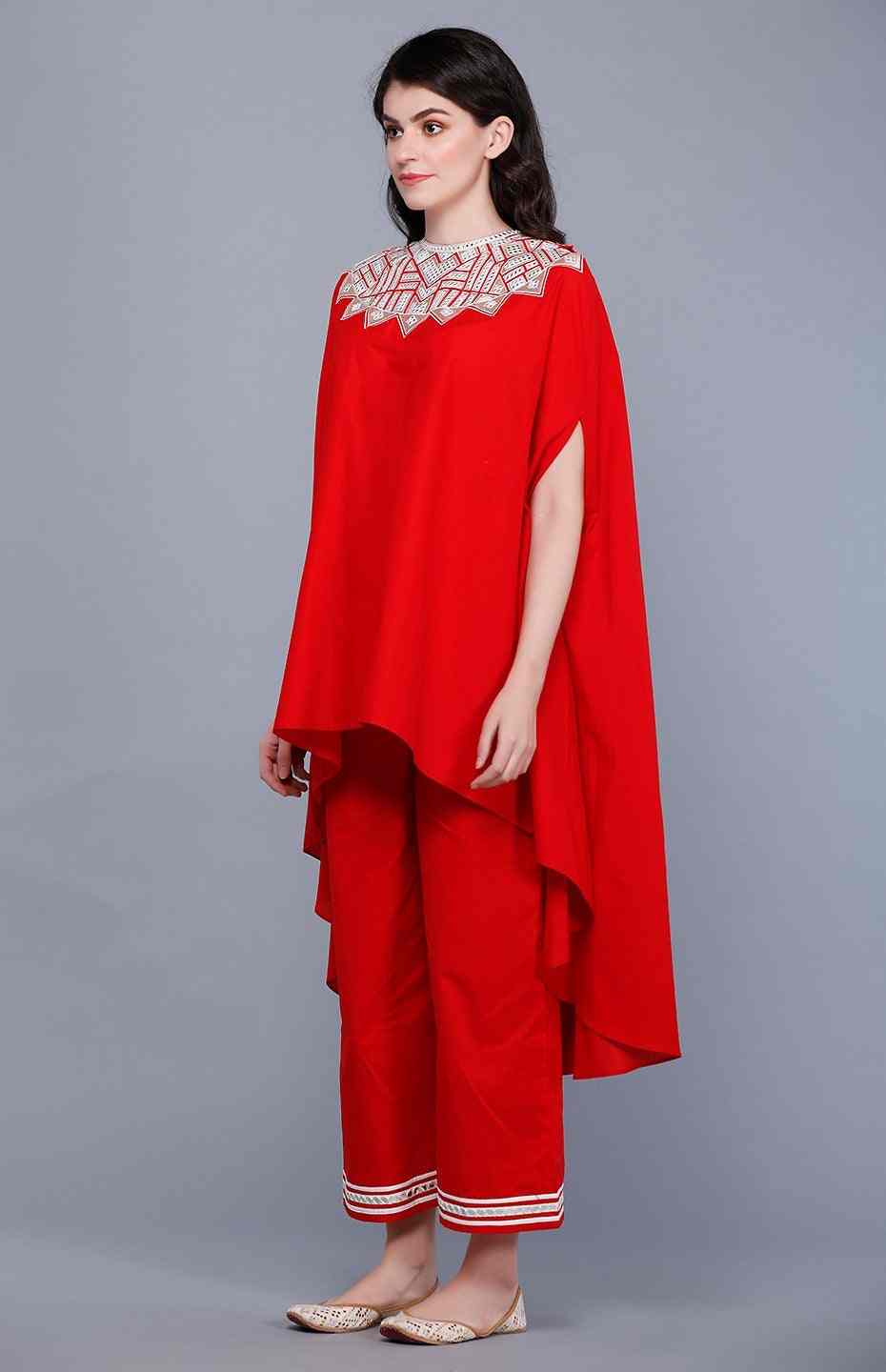 Red Circular Mirror Cape