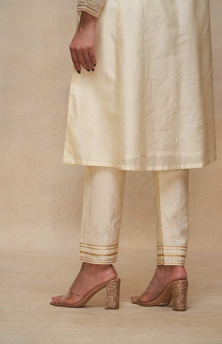 Off White Pencil Pant