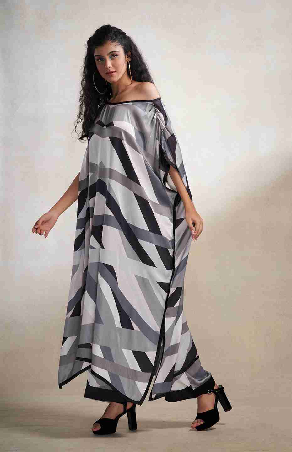 Monochrome Abstract Kaftan