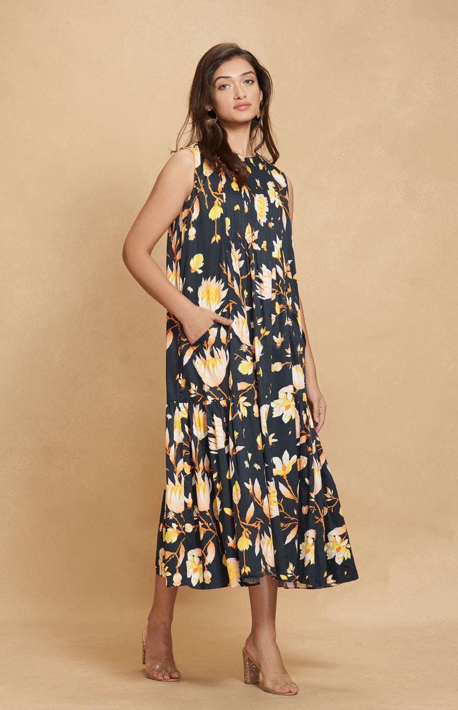 Black Sleeveless Dress