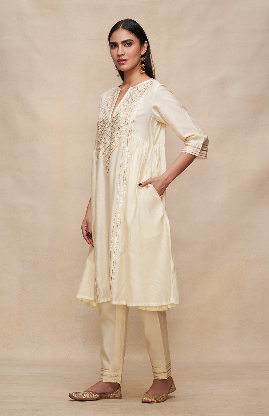 Off White Gathered Kurta