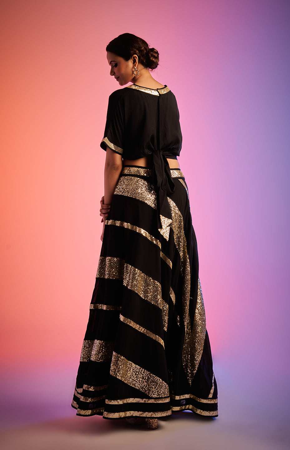 Black Sequins Balloon Sleeve Blouse