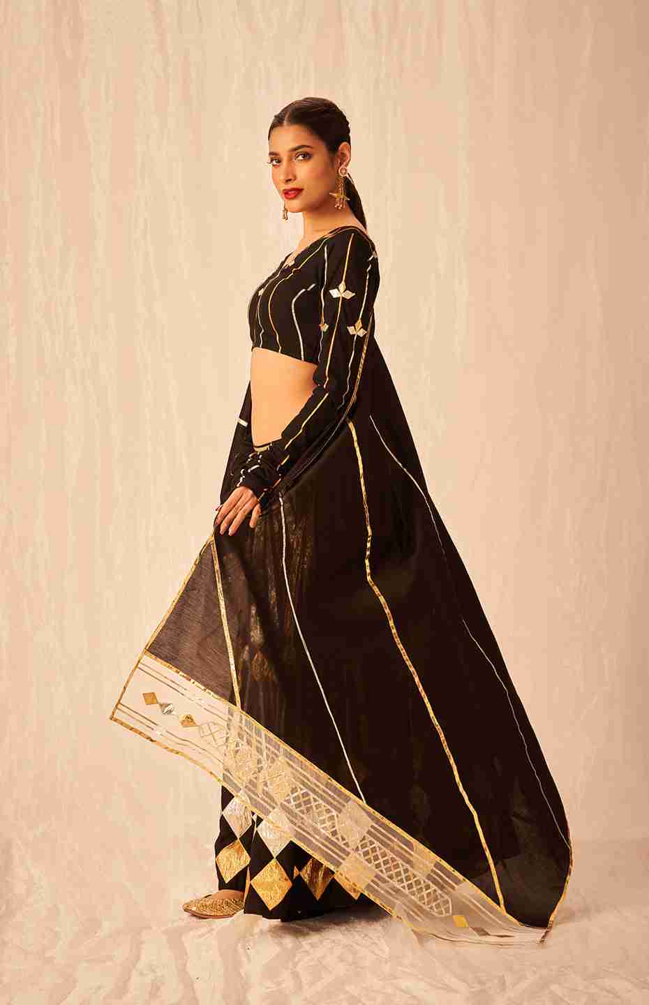 Black Dupatta