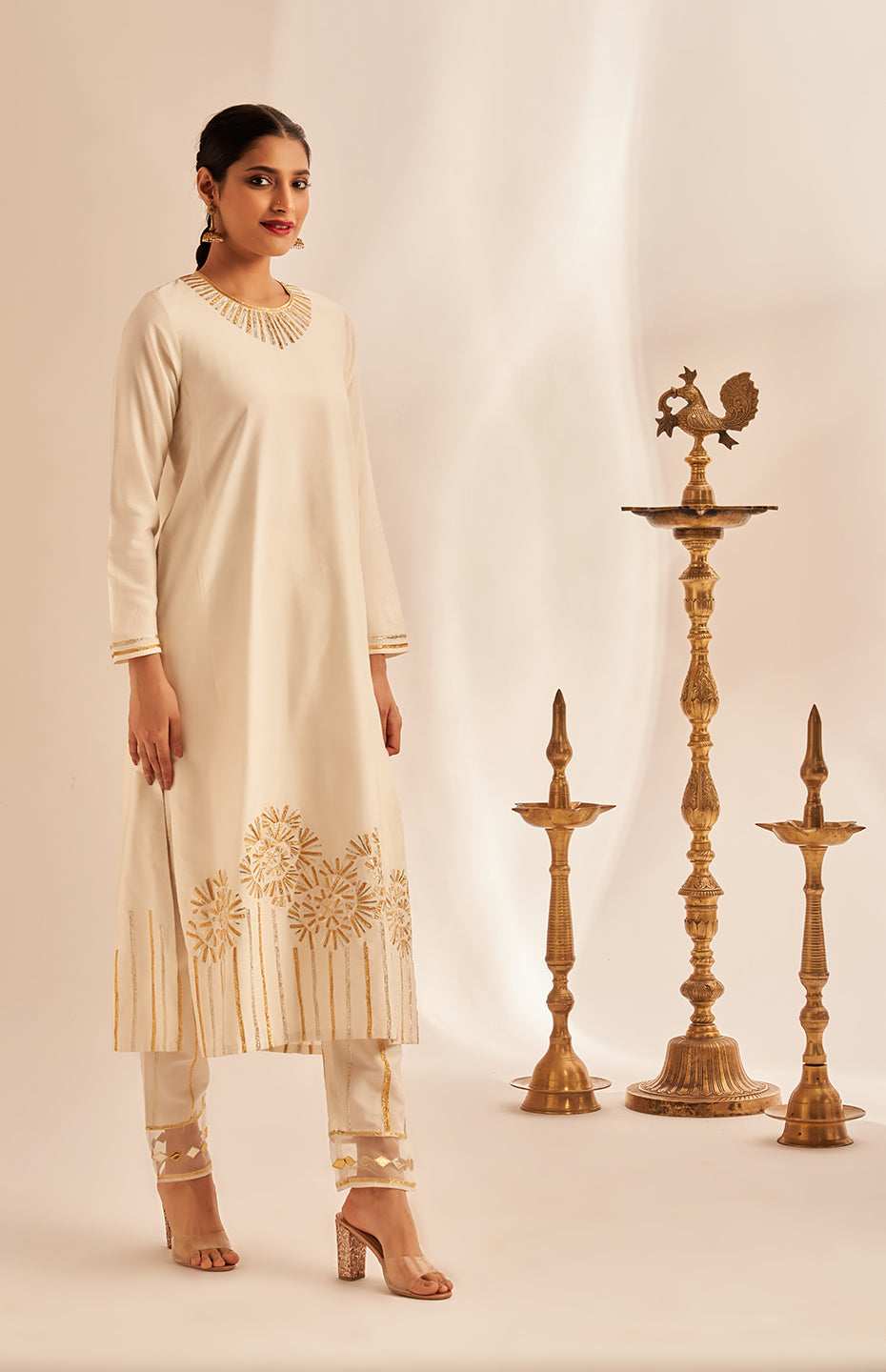 Off White Rose Gota Kurta