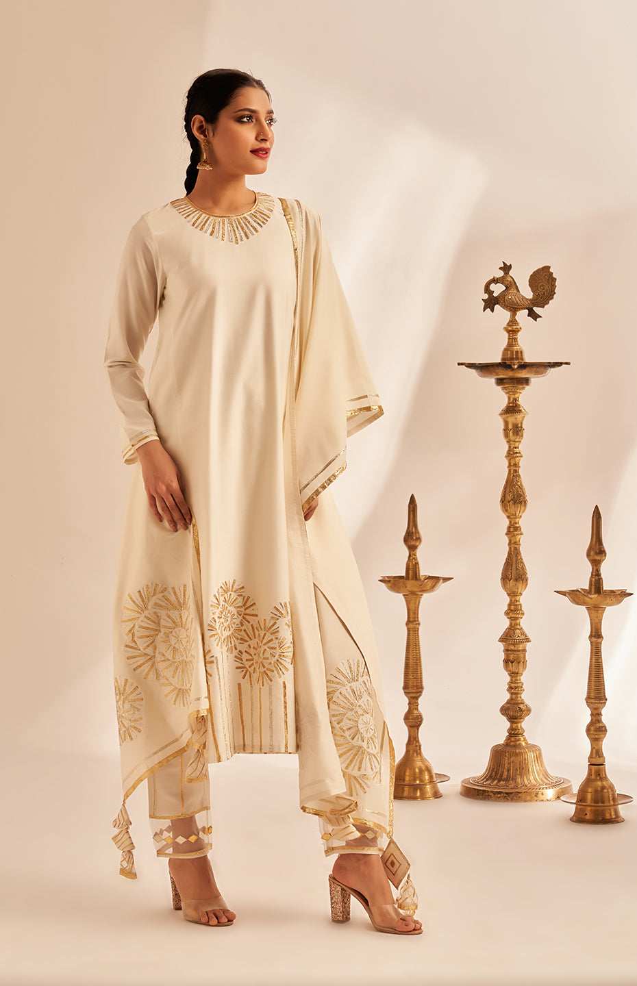 Off White Rose Gota Kurta