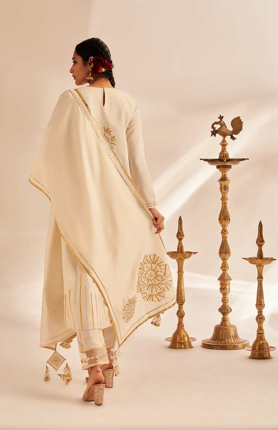 Off White Rose Gota Kurta