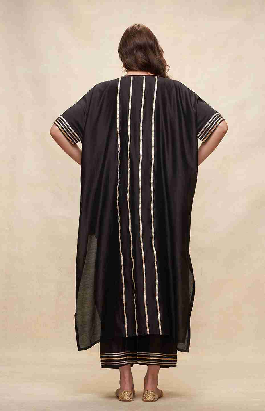 Black Gota Pleated Kaftan