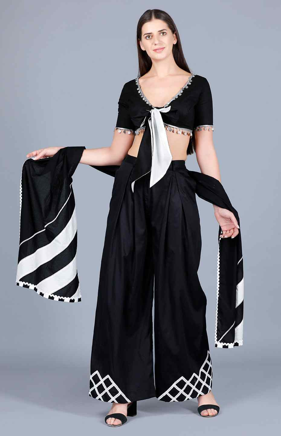 Black & Off White Stole