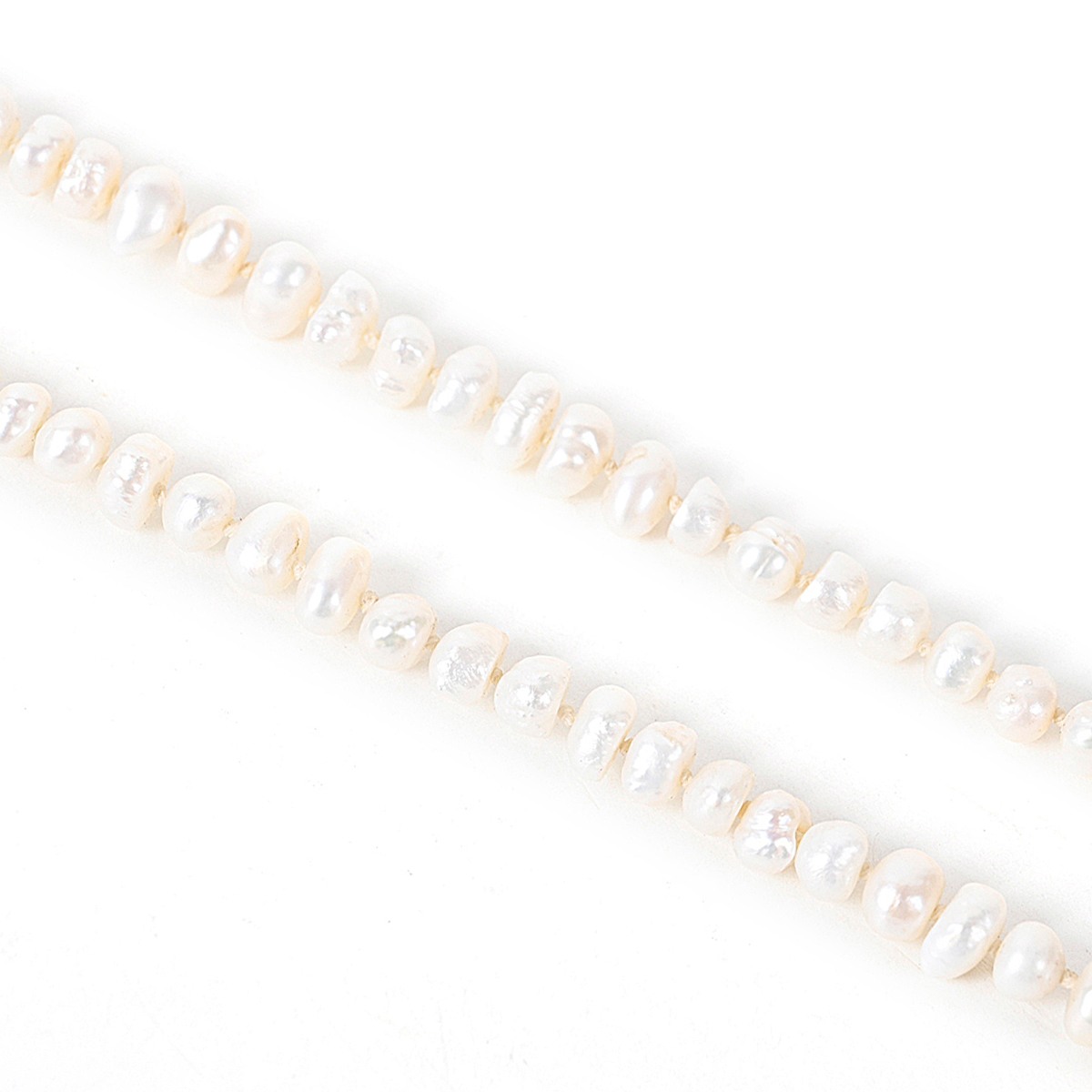 Shiv Ratan Kendra Natural Pearl Mala to balance Moon Planet, Mental Well Being & Anger Control II Length 40-45 CM II Weight: 45-55 Grams II